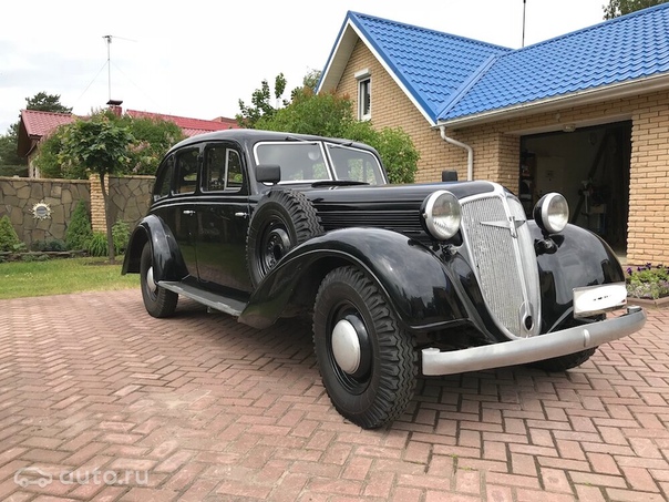 Единственный в СНГ — Adler Pulman Diplomat 1939 года. — настоящий раритет. Полностью восстановленный, на полном уверенном ходу. Внутри двигатель от волги для экономии и нормальной езды, но в комплекте есть и оригинальный. 
