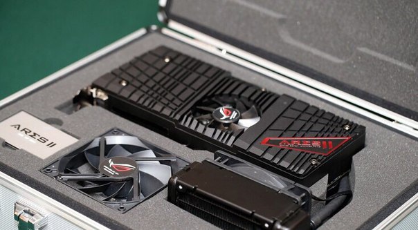 Asus разрабатывает двухпроцессорный вариант видеокарты Radeon RX Vega 64