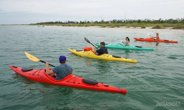 Pakayak — байдарка, помещающаяся в рюкзак