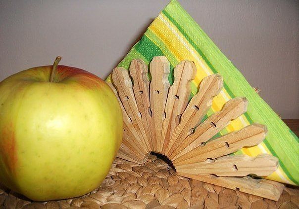 Сaлфетница из прищепок