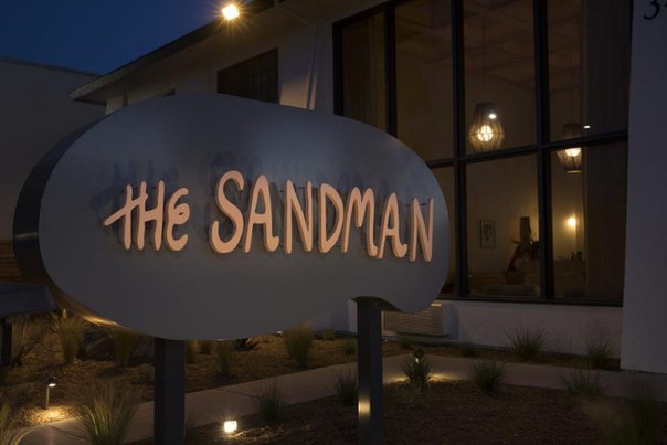 The Sandman: доступное, ретро-отступление в Калифорнийской винодельческой стране