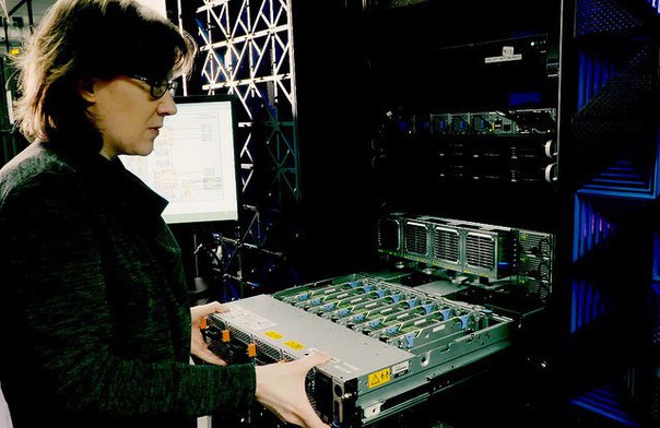 В IBM Research разработано ПО, обеспечивающее почти линейное масштабирование скорости глубокого обучения