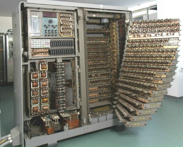Ламповый компьютер 1952 г. Bull Gamma 3. 