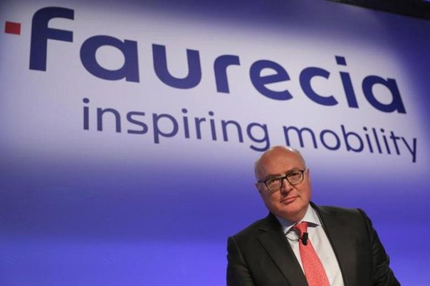 Faurecia и ZF хотят вместе разработать «кокпит будущего» для самоуправляемых автомобилей 