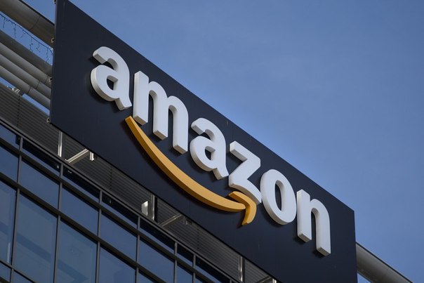 Продажи Amazon за год увеличились на 43%, но компания потеряла 1,6 млрд долларов на изменении курса валют 