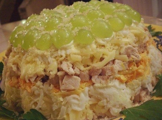 Салат слоеный с курицей 