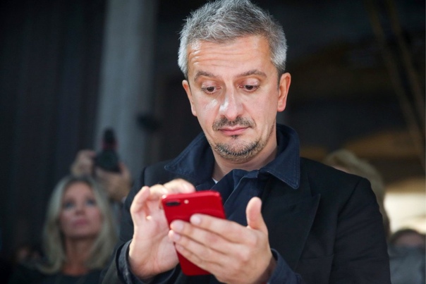 Константин Богомолов отдыхает с бывшей женой