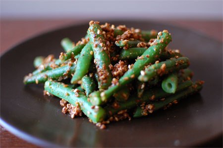 Стручковая фасоль в кунжутной заправке/Green Beans in Sesame Dressing. 