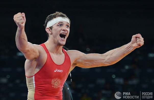  Настоящему борцу, олимпийскому чемпиону-2012 по греко-римской борьбе Алану Хугаеву сегодня исполняется 30 лет 