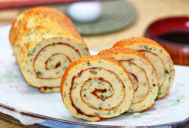 Датэмаки/Datemaki (Sweet rolled Fish Omelette)/. 