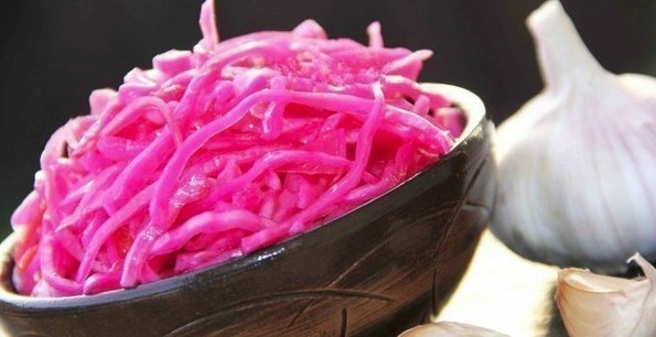 МАРИНОВАННАЯ КАПУСТА СО СВЕКЛОЙ 