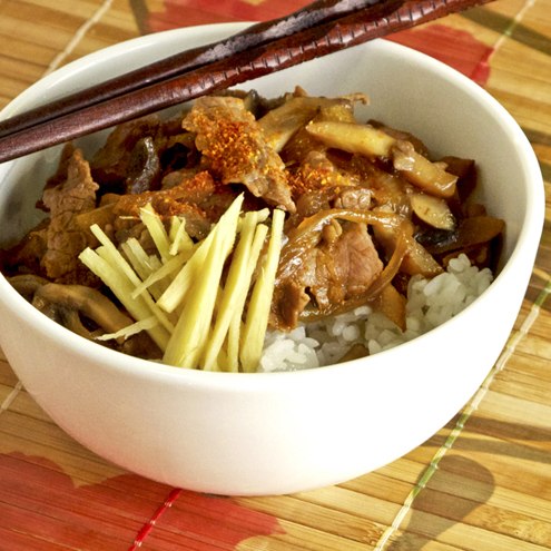 Гюдон/Gyudon (Beef bowl). 