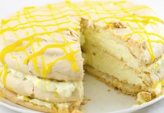 Меренговый торт с лимонным курдом 