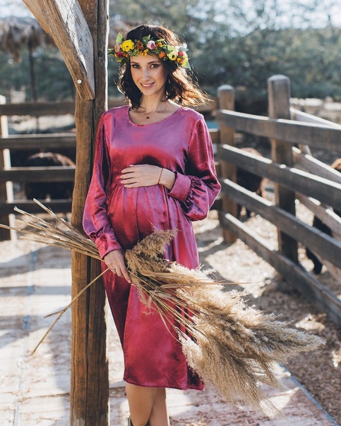 Анастасия Цветаева готовится в третий раз стать мамой