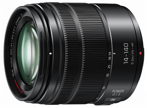 Компания Panasonic обновила универсальный объектив Lumix G Vario 14-140mm F3.5-5.6 APSH Power OIS системы Micro Four Thirds, выпущенный шесть лет назад. Новая модель отличается, в частности, наличием защиты от брызг и пыли. Оптическая схема изделия осталась без изменений. Объектив охватывает диапазон фокусных расстояний 14-140 мм (ЭФР 28-280 мм), что делает его подходящим для широкого круга сюжетов. Технические данные объектива Panasonic Lumix G Vario 14-140mm F3.5-5.6 II ASPH Power OIS: Фокусное расстояние — 14-140 мм (ЭФР 28-280 мм); Максимальная диафрагма — f/3,5-5,6; Минимальная диафрагма — f/22; Оптическая схема — 14 элементов в 12 группах, включая три асферических элемента и два элемента ED; Минимальное расстояние фокусировки — 0,3 м; Число лепестков диафрагмы — 7; Установочный диаметр фильтра — 58 мм; Длина — 75 мм; Диаметр — 67 мм; Масса — 265 г. Продажи Panasonic Lumix G Vario 14-140mm F3.5-5.6 II ASPH Power OIS начнутся в мае по цене 600 долларов.
