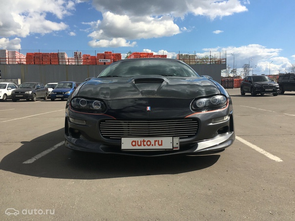 ProTouring Chevrolet Camaro Z28. Двигатель V8 объемом 5,7 литров выдаст 350 лошадок. Единственный Camaro 4 поколения в таком тюнинге и в идеальном состоянии.