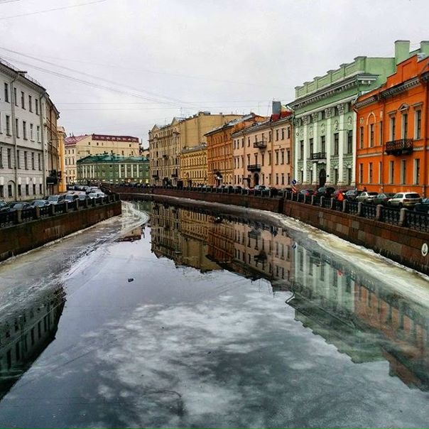 Этот город невозможно не любить! Доброе утро, петербуржцы. За окном 4 градуса мороза. 