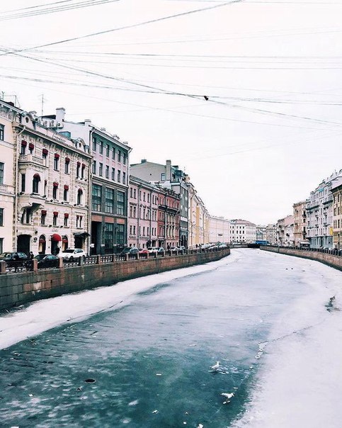 Доброе зимнее утро, друзья  Половина рабочей недели за плечами.