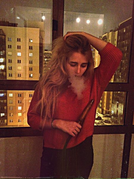 Instagram :yulia1778