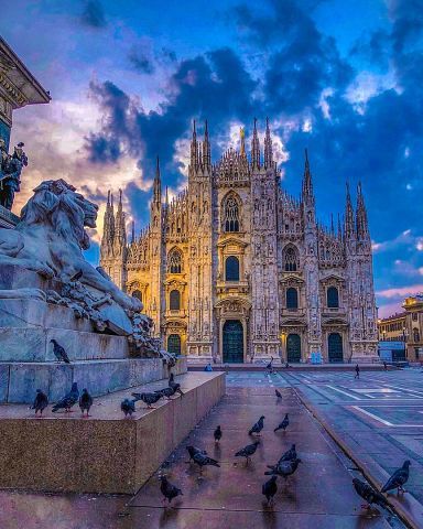 Милан, Италия