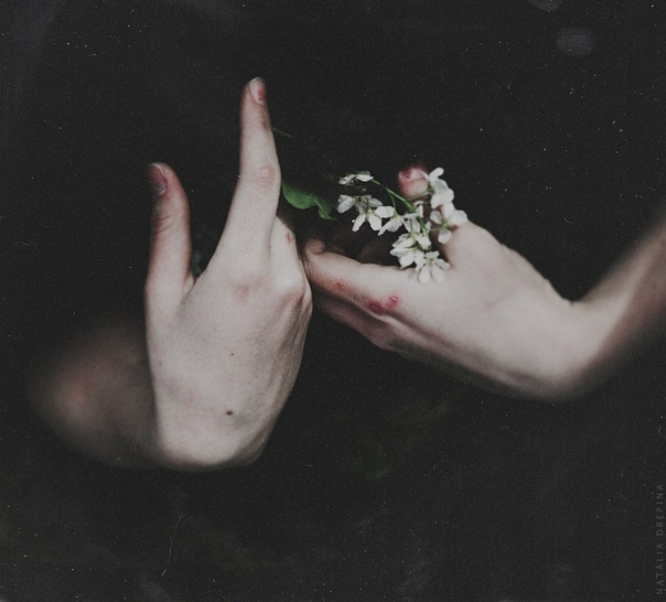 Самое легкое - это привыкнуть к человеку. 