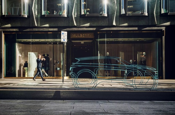 Дизайн нового Range Rover Evoque раскрыли очень необычным способом. Компания установила в Лондоне несколько проволочных скульптур, повторяющих силуэты нового внедорожника. Публичная презентация нового «Эвока» состоится 22 ноября.