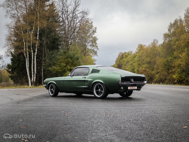 Найти такой автомобиль — очень редкий шанс. Это не просто самый первый Ford Mustang 1967-го года, это практически новый автомобиль. Шесть лет тотальной реставрации и идеально подготовленный кузов. Таких больше нет.