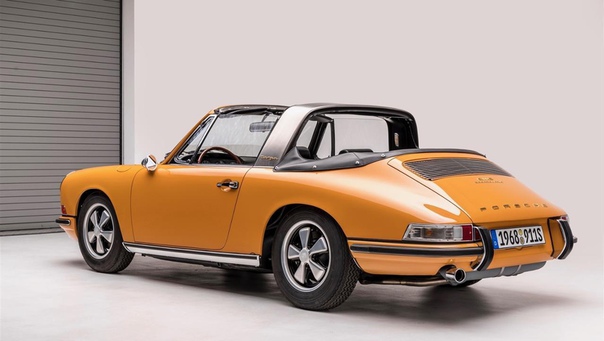 Яркие и необычайно редкие автомобили из заводской коллекции Porsche.