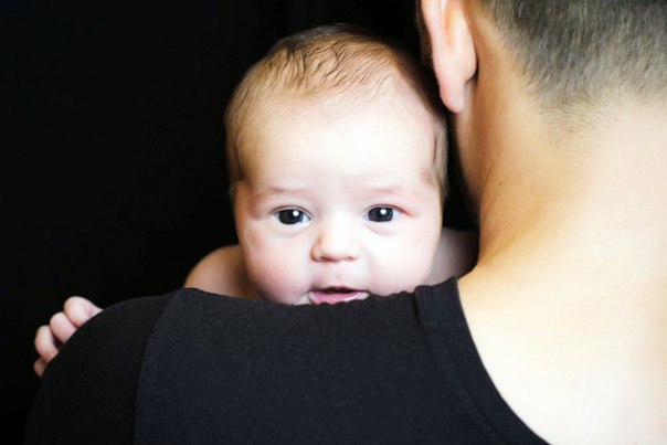 Любовь отца - исключительна, она не похожа на любовь матерей, в ней мало слов. Но она бесценна.