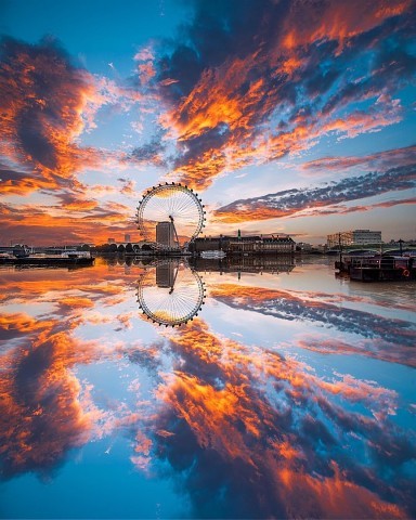 Покататься бы сейчас на колесе обозрения.