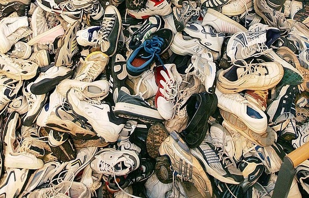  В МОСКВЕ МОЖНО СДАТЬ ОБУВЬ НА ПЕРЕРАБОТКУ  