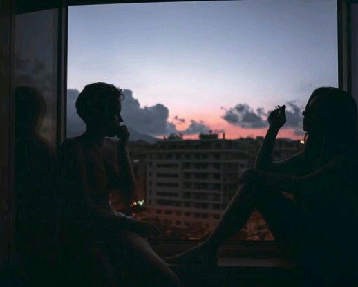 «Не важно, где находится чeловек — рядом или в другом городе. 