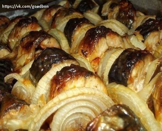 Скумбрия, запеченная в духовке 
