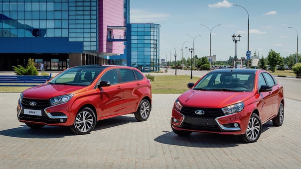 У моделей Lada Vesta и Xray появятся новые прошивки пятиступенчстого «робота» АМТ и блока управления 1,8-литровым двигателем ВАЗ-21179. Коробка получит спортивный режим, а новый софт мотора поможет устранить подёргивания силового агрегата за счёт нового алгоритма работы фазовращателя на впуске: