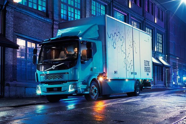 Volvo выпустила городской электрический грузовик Volvo FL Electric