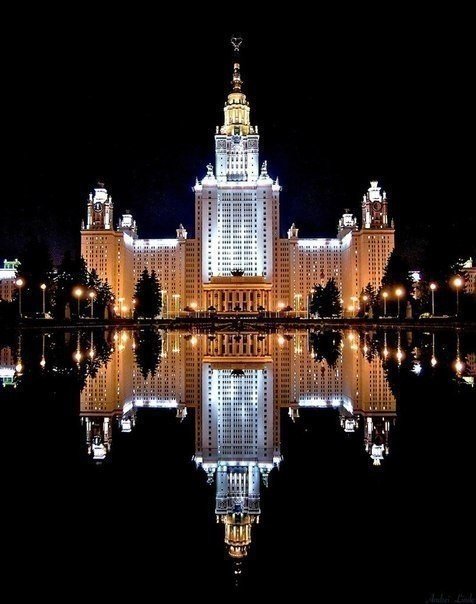 МГУ ночью, Россия