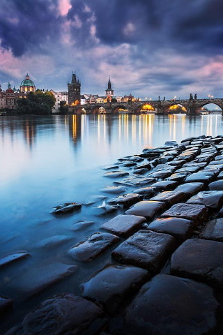 Прага – золотой город ста шпилей.