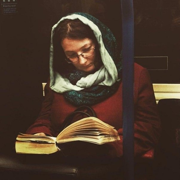 Необычные фотографии обычных пассажиров метро, напоминающие картины эпохи Возрождения.