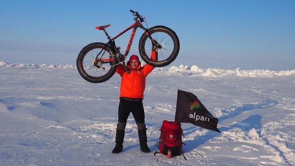 Путешественник из Ярославля покорил Северный Полюс на велосипеде