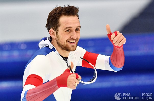 Российский конькобежец Юсков победил на дистанции 1500 м на этапе КМ: 