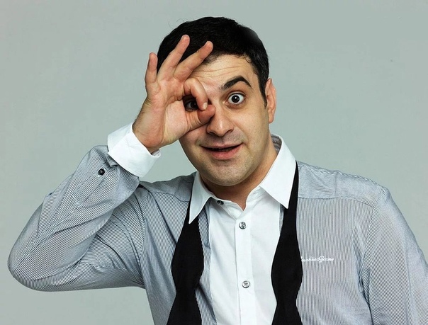 Сегодня свой день рождения отмечает российский юморист и телеведущий, а также «резидент» шоу Comedy Club Гарик Мартиросян