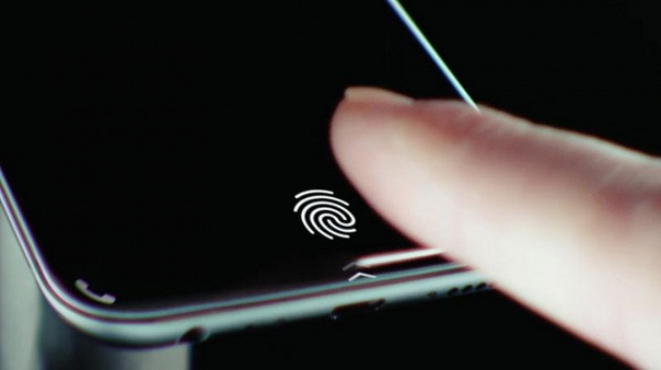 Смартфоны научатся распознавать отпечатки пальца в любой части экрана только в 2019 году 