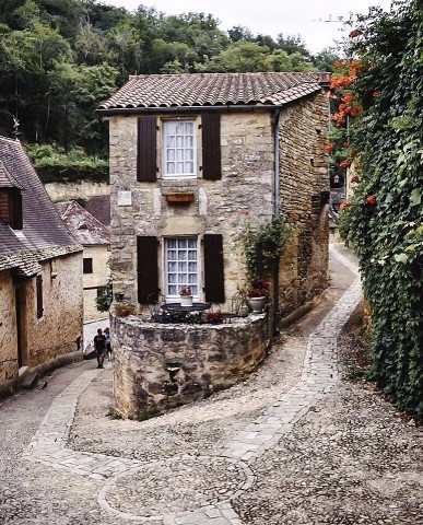Старинные улочки уютной Франции