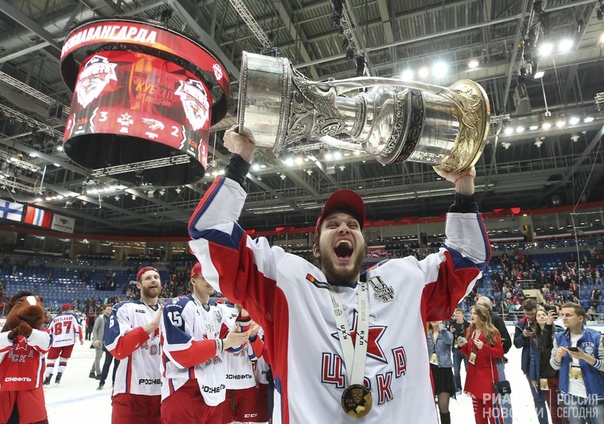 Победитель Кубка Гагарина впервые за 11 лет существования КХЛ был определен за четыре матча финальной серии.